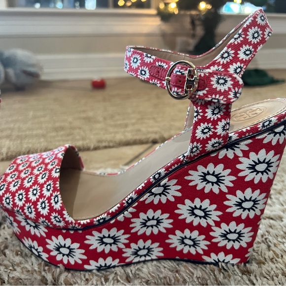 Tory Burch Canvas Floral Print Wedge Sandals - Women's Sz 9.5M - Great condition - Picture 7 of 12